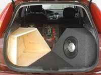 Установка автозвука и акустических систем различного класса, шумоизоляция